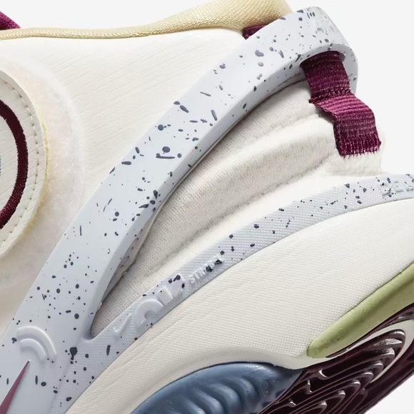 Nike WMNS 2023 Air Deldon 'Deldon Designs'
Air Deldon 1 sneakers athletic shoes - Picture 13 of 16